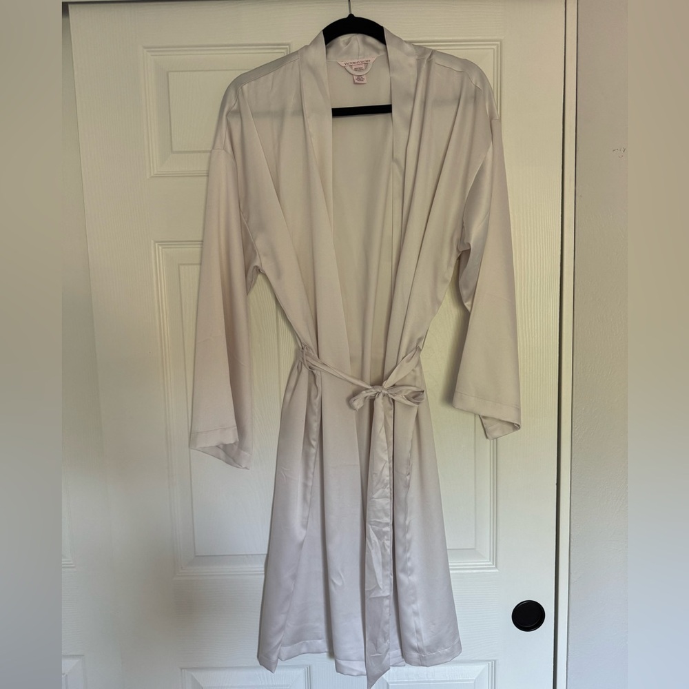 Victorias Secret White Robe M/L